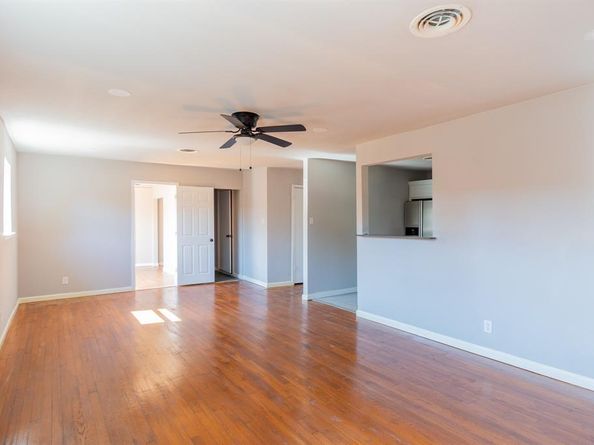 4200  Kenwood Court , Fort Worth Texas 76103