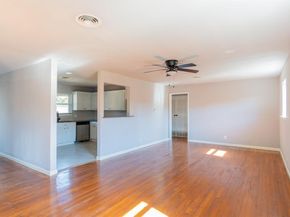 4200  Kenwood Court , Fort Worth Texas 76103