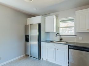 4200  Kenwood Court , Fort Worth Texas 76103