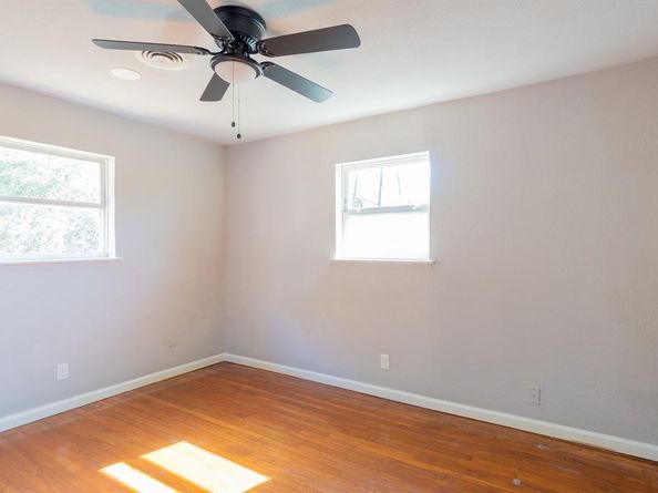 4200  Kenwood Court , Fort Worth Texas 76103