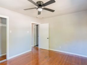 4200  Kenwood Court , Fort Worth Texas 76103