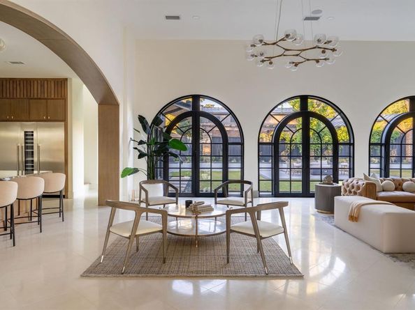 5615  Lobello Drive , Dallas Texas 75229