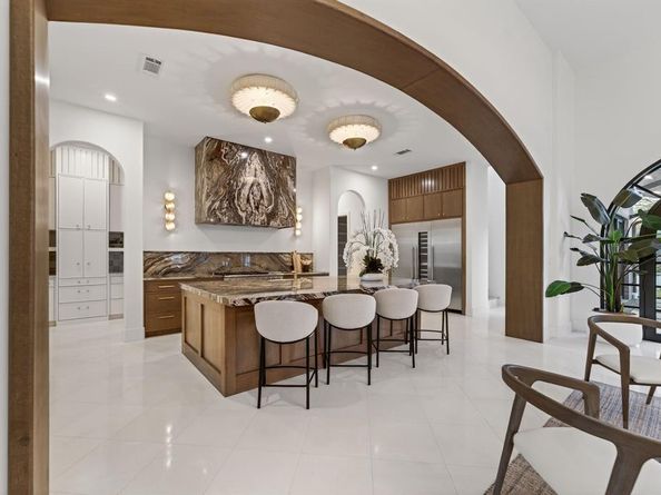 5615  Lobello Drive , Dallas Texas 75229