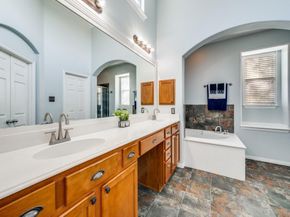 1517  Carriage Lane , Savannah Texas 76227