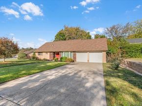 6112  Waco Way , Fort Worth Texas 76133