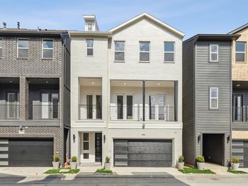 2644  Carmelita Street 