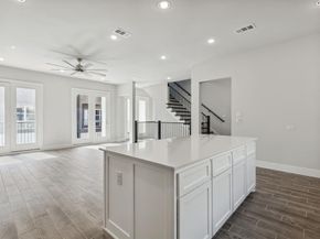 2644  Carmelita Street , Dallas Texas 75212