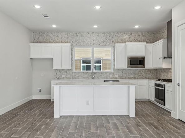 2644  Carmelita Street , Dallas Texas 75212