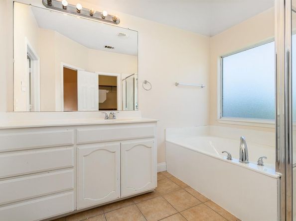 11801  Cottontail Drive , Fort Worth Texas 76244