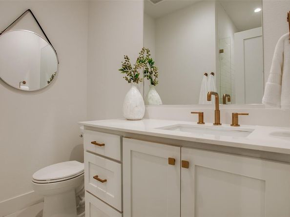 7207  Gaston Avenue  1006, Dallas Texas 75206