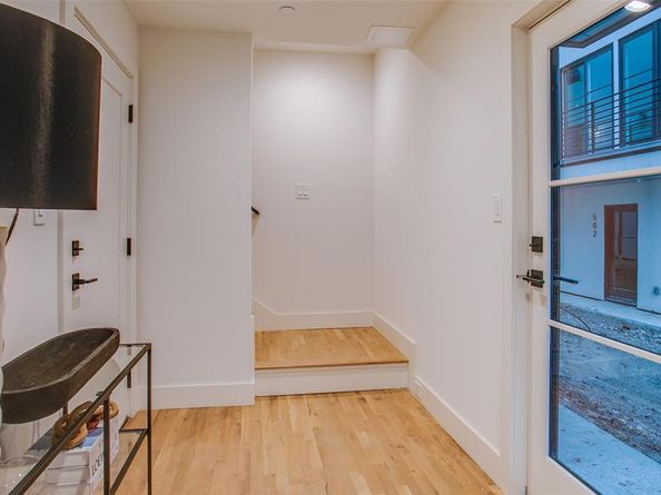 7207  Gaston Avenue  1006, Dallas Texas 75206