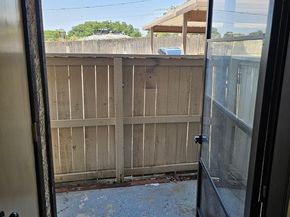 1732  Crest Point Drive , Arlington Texas 76012