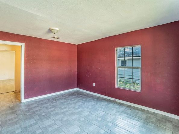 3110  Canada Drive , Dallas Texas 75212