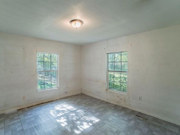 3110  Canada Drive , Dallas Texas 75212