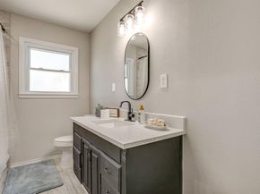 137  Merritt Street , Fort Worth Texas 76114