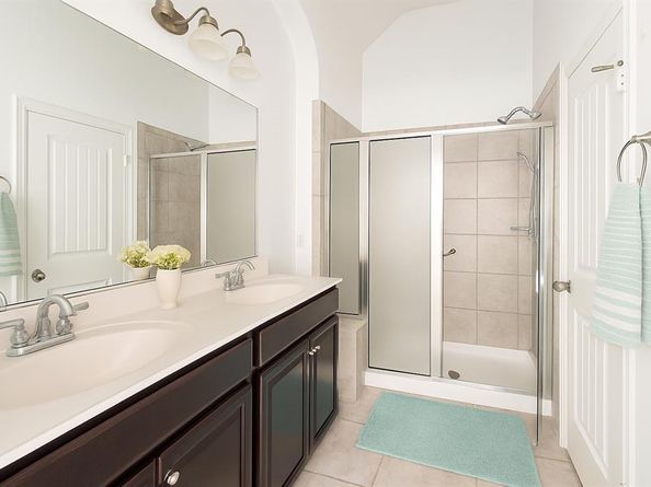 1313  Isabella Lane , Savannah Texas 76227