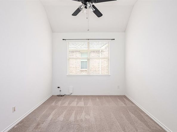 1313  Isabella Lane , Savannah Texas 76227