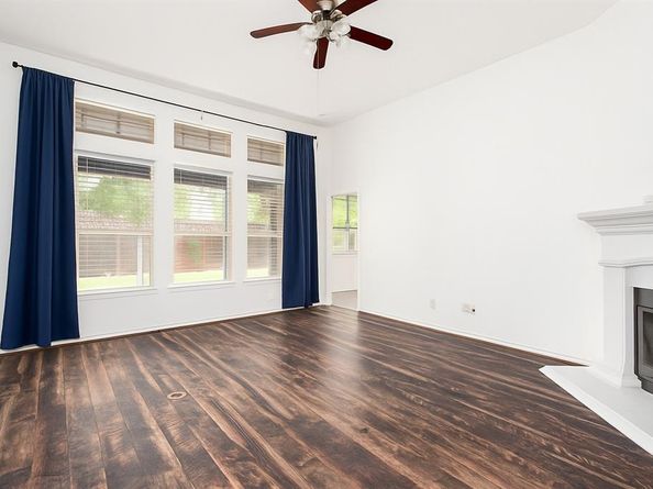 1313  Isabella Lane , Savannah Texas 76227