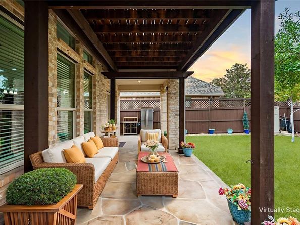 1313  Isabella Lane , Savannah Texas 76227