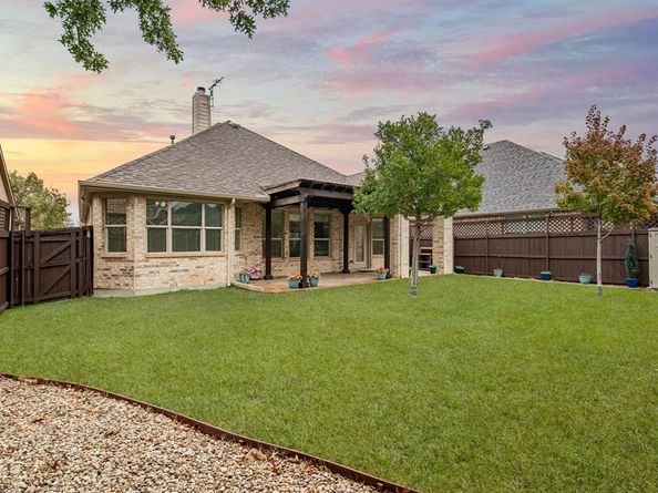 1313  Isabella Lane , Savannah Texas 76227