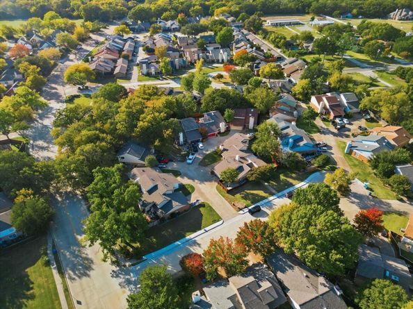 4221  Gayle Court , Flower Mound Texas 75028