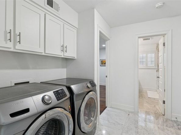 7537  Royal Place , Dallas Texas 75230