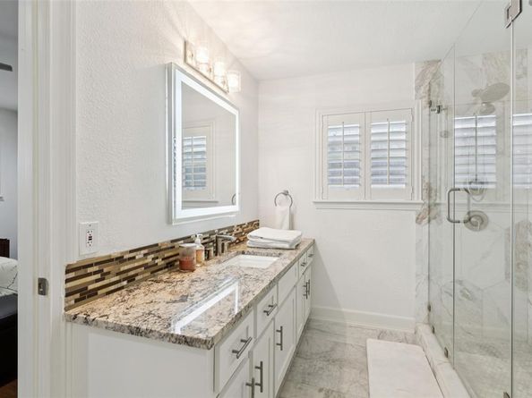 7537  Royal Place , Dallas Texas 75230