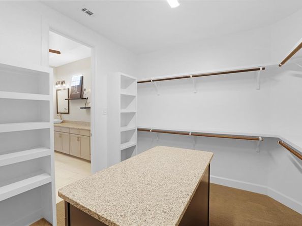 1365  Arch Place , Dallas Texas 75215