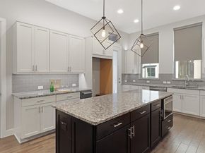 1365  Arch Place , Dallas Texas 75215