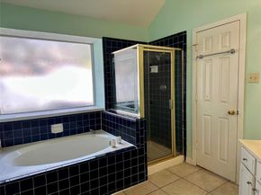 2112  Carriage Hill , Denton Texas 76207