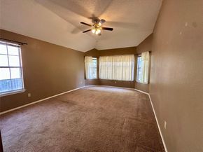 2112  Carriage Hill , Denton Texas 76207