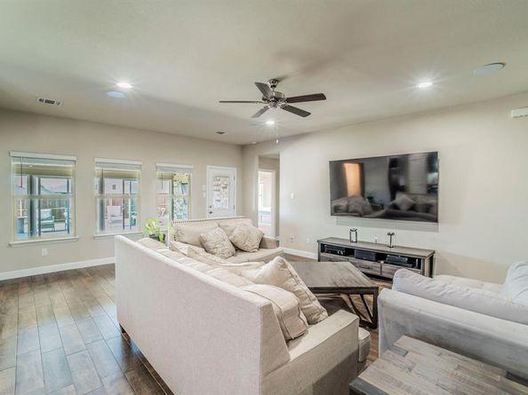 1249  Elmwood Drive , Cedar Hill Texas 75104