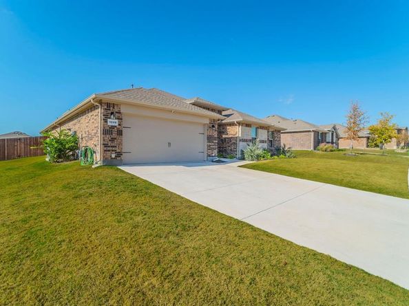 1249  Elmwood Drive , Cedar Hill Texas 75104