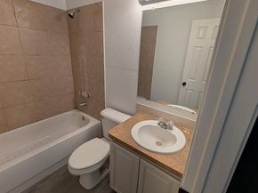 4918 S Harwood Street , Dallas Texas 75215