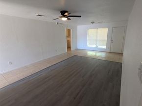 4918 S Harwood Street , Dallas Texas 75215