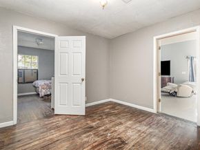 215  Glenview Street , Dallas Texas 75217