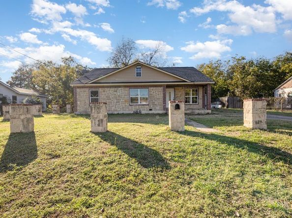 215  Glenview Street , Dallas Texas 75217