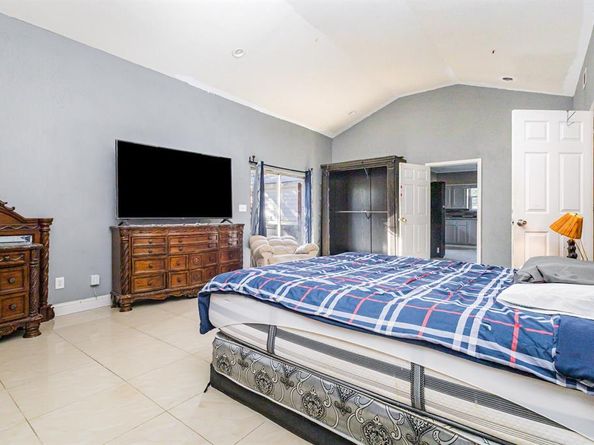 215  Glenview Street , Dallas Texas 75217