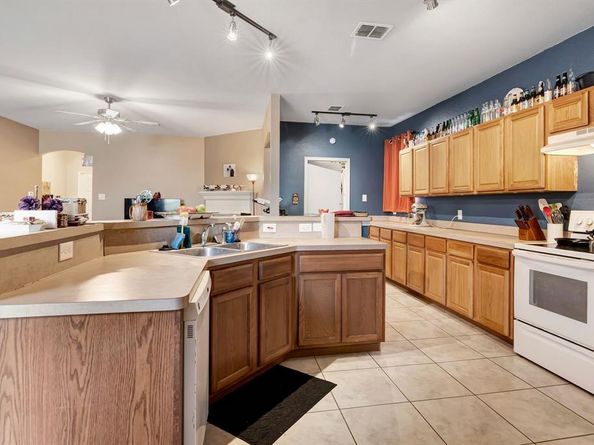 6521  Waterhill Lane , Fort Worth Texas 76179