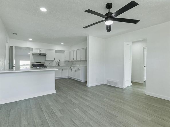 609 E Linda Drive , Garland Texas 75041