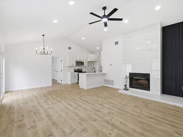 982  Mapleleaf Lane , Coppell Texas 75019