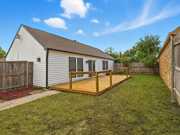 982  Mapleleaf Lane , Coppell Texas 75019