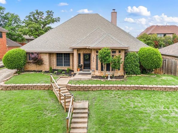 3229  David Drive , Hurst Texas 76054