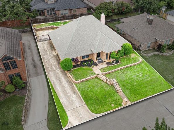 3229  David Drive , Hurst Texas 76054