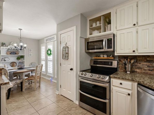 3229  David Drive , Hurst Texas 76054