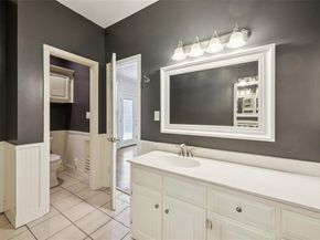 4511  Gilbert Avenue  103, Dallas Texas 75219