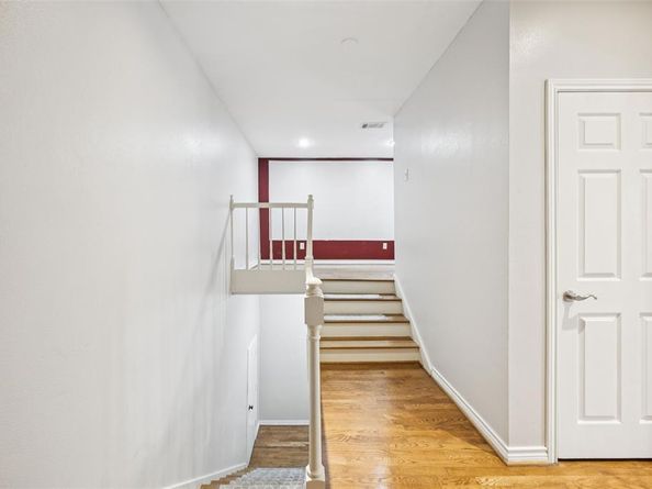 4511  Gilbert Avenue  103, Dallas Texas 75219