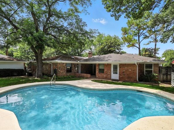 503  Summit Ridge Drive , Euless Texas 76039