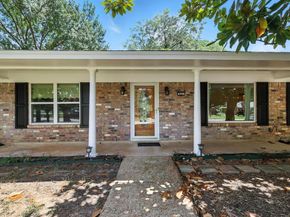 503  Summit Ridge Drive , Euless Texas 76039