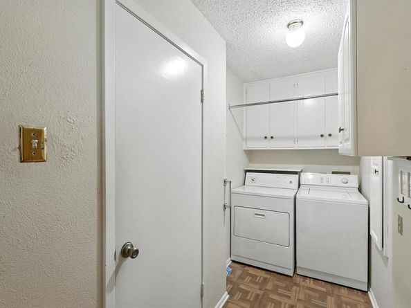 503  Summit Ridge Drive , Euless Texas 76039